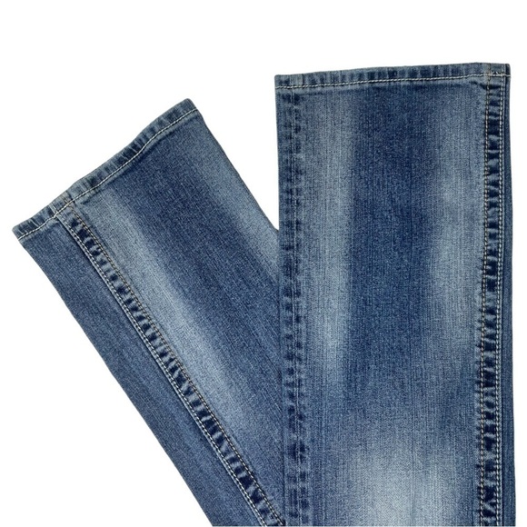 MISS ME EASY BOOT RHINESTONE EMBROIDERED DISTRESSED BOOTCUT JEANS - Picture 10 of 15